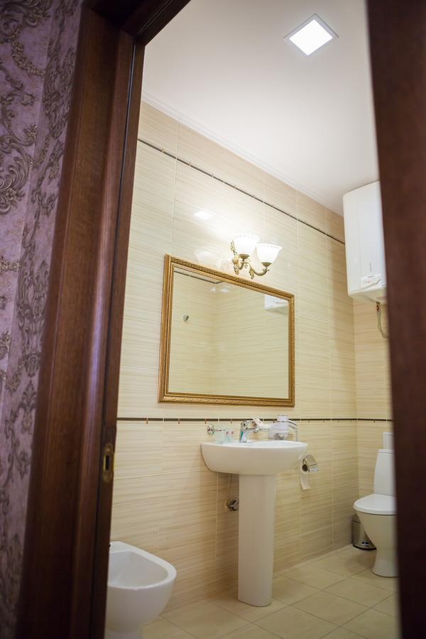 Hotel Astoria à Mykolaïv Extérieur photo
